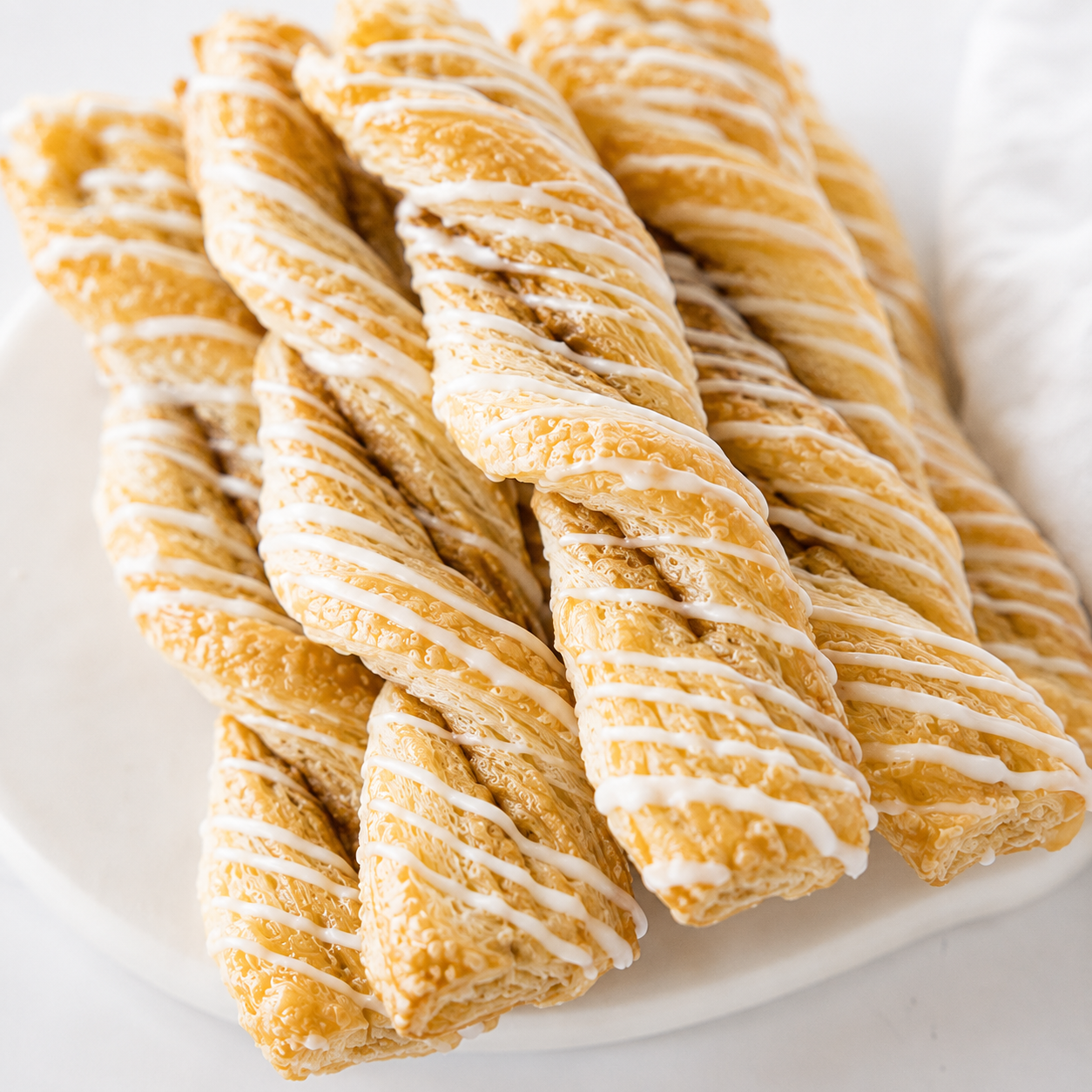 Cinnamon Twists (2.5oz, 48/case)